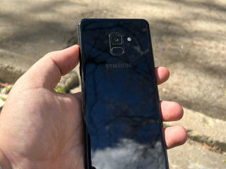 Samsung A8 Plus, Dublu SIM foto 1