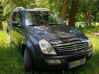 Ssangyong Rexton foto 3