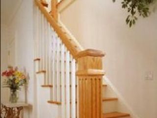Деревянные лестницы резные из ясеня и дуба -Scari interioare din lemn.