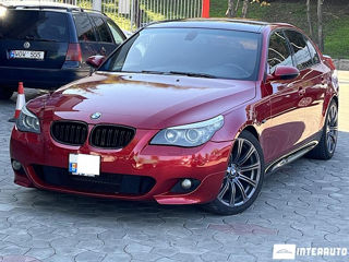 BMW 5 Series foto 2