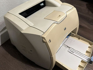 Продается лазерный принтер HP LJ 1200