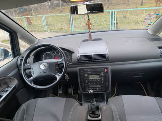 Volkswagen Sharan foto 7