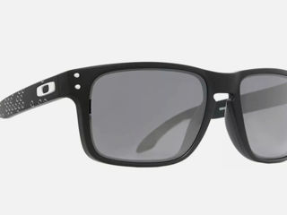 Очки Oakley Holbrook foto 2