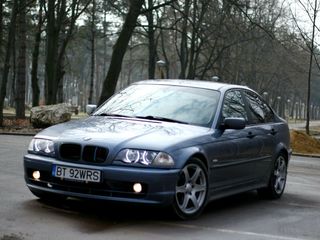 BMW 3 Series foto 6