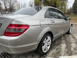 Mercedes C-Class foto 5