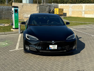 Tesla Model S foto 3