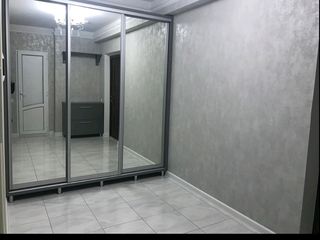 Apartament cu 1 cameră, 55 m², Botanica, Chișinău foto 8