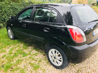 KIA Rio foto 5