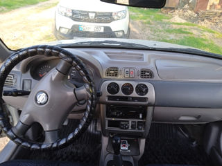 Nissan Micra foto 10