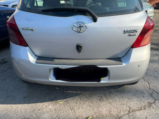 Dezmembrez Toyota Yaris foto 2