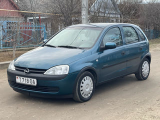 Opel Corsa foto 1