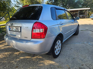 KIA Cerato foto 8