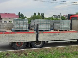 Firma oferă  servicii de transportare a mărfurilor pe tetitoriul R.M operativ și calitat! foto 2