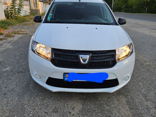 Dacia Sandero foto 1