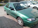 Hyundai Accent foto 3