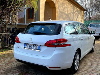 Peugeot 308 foto 6