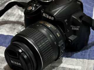 Nikon D 3100