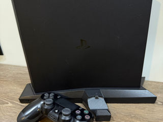 PS4 Slim 512gb foto 2