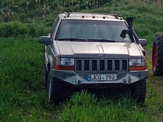 Jeep Grand Cherokee foto 9