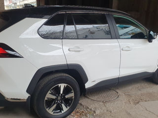 Toyota Rav 4 foto 3