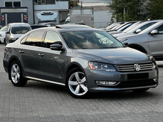 Volkswagen Passat foto 1