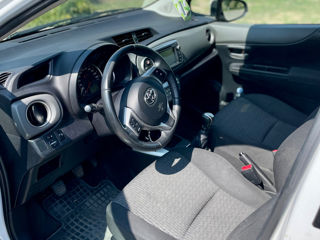 Toyota Yaris foto 5