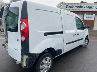 Renault Kangoo.                                         La Piese. foto 3