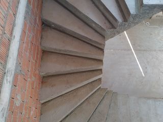 Бетонные лестницы. Scari din beton