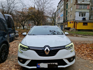 Renault Megane foto 2