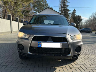 Mitsubishi Outlander foto 6