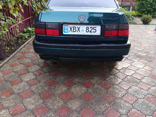 Volkswagen Vento foto 3