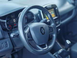 Renault Clio foto 13