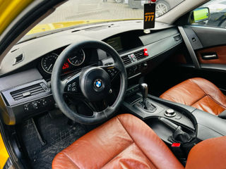 BMW 5 Series foto 10