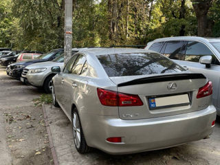 Lexus IS Series foto 2