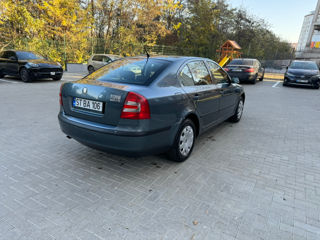 Skoda Octavia foto 2