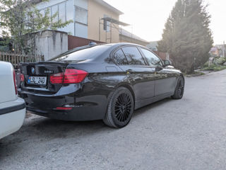 BMW 3 Series foto 5