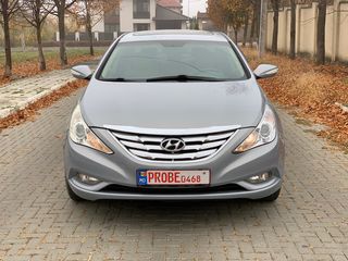 Hyundai Sonata foto 2