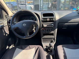 Opel Astra foto 8