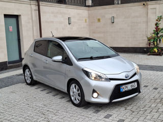 Toyota Yaris foto 8