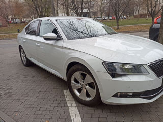 Skoda Superb foto 6