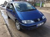 Volkswagen Sharan foto 1