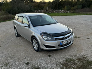 Opel Astra foto 2