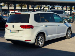 Volkswagen Touran foto 5