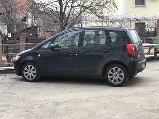 Mitsubishi colt , Mercedes Smart foto 2