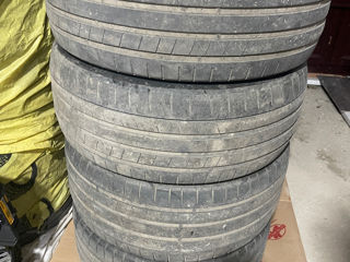 Kumho 275x40/245x45 R19 foto 5