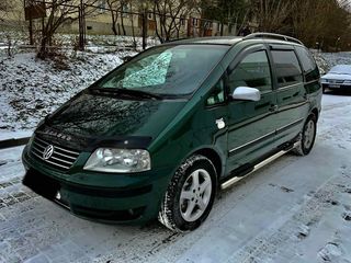 Volkswagen Sharan foto 1