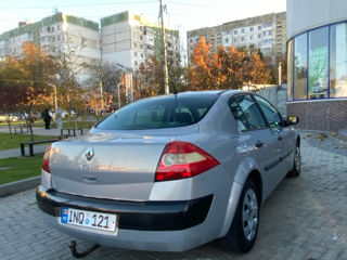 Renault Megane foto 3