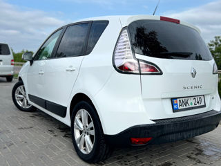 Renault Scenic foto 2