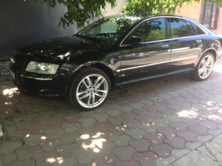 Audi A8 foto 2