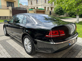 Volkswagen Phaeton foto 4